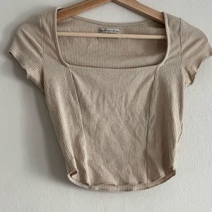 uo tan short sleeve